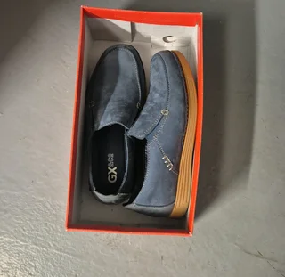 Men&#39;s Green Cross(GX) shoes Colour Blue suede,  Size 8