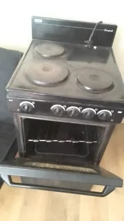 For Sale: 2nd Hand Fridge &amp; Stove – R2800 (Negotiable)