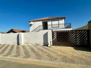 Room to Rent, Klipfontein view