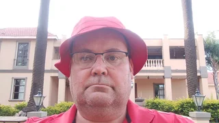 Job seekers full driver job wanted where basic salary R11000 and they listen to driver