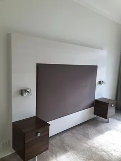 Queen/king size headboard