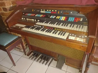 Hammond Organ