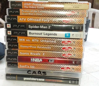 2 * PSP&#39;s&#43;Covers/1*FOR SPARES/13*Games/Charger