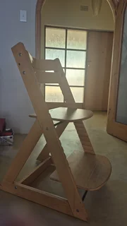 Kids adjustable chair