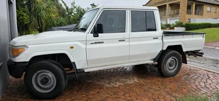 4.2d Land Cruiser d/c only 90 000kms