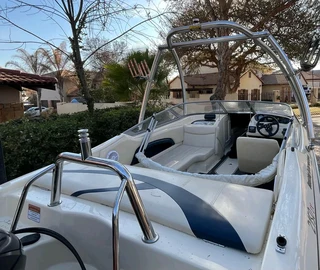 2150 Panache with 225 HPDi V-Max only 114 hrs