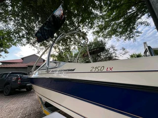 2150 Panache with 225 HPDi V-Max only 114 hrs