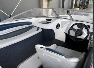 130hp Yamaha Legacy Immaculate Boat