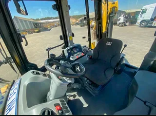 Cat 426-F2Tlb 4x4 only 2400hrs