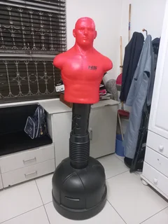 HR boxing dummyMessage 0636759115