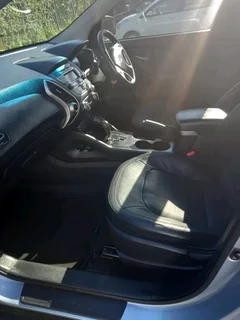 2011 HYUNDAI IX35 2.0 EXECUTIVE (AUTOMATIC) COMES WITH ROADWORTHY!