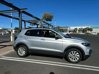 2022 VW TCROSS 1.0 DSG AUTOMATIC - STUNNING FAMILY VEHICLE - 1 LADY OWNER SINCE NEW!