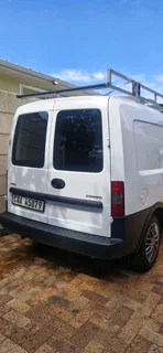 201q OPEL COMBO PANEL VAN 1.4  - COMES WITH ROADWORTHY!