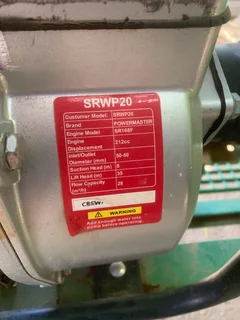 Waterwa met transport tenk