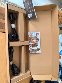 JBL Partybox 520, proof of purchase + warranty. A beast at 400W RMS!