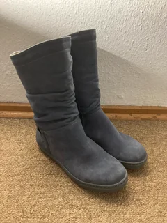 Froggie Manger Suede Boots (Blue)