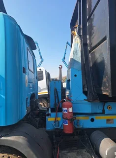 2008 Scania P270 Hooklift