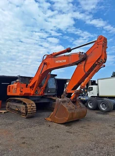 2010 Hitachi 500LCR Excavator 50 Ton