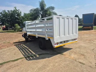 2014 Ud40 Cattle &amp; Sheep Truck