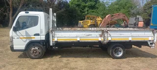 2016 FUSO FE7-150 Dropsides 4 TON