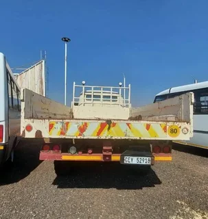 1993 M/Benz 1517 Dropsides