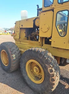 KOMDRESCO T5O5 DRESSER (Grader)