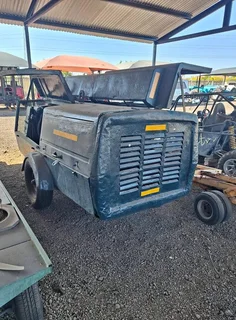 Compressor - Ad posted by Ilze Pohl