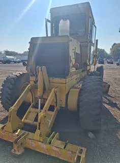 KOMDRESCO T5O5 DRESSER (Grader)