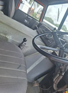 Oshkosk Truck D/Diff with CAT440 Engine (No Papers)