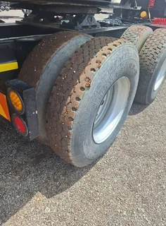 Oshkosk Truck D/Diff with CAT440 Engine (No Papers)