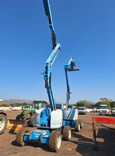 2007 Genie Z45/25JRT Cherry Picker