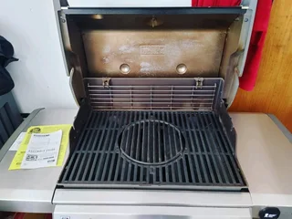 WEBER GENESIS II  3Burner Gas Braai R15000 Gas Tank No Cover Excluded 2nd Hand very good condition.