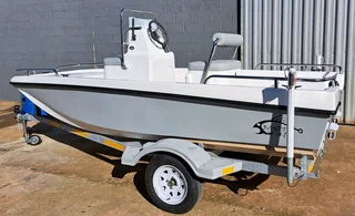Bandit 410 - Cathedral Hull utility boat