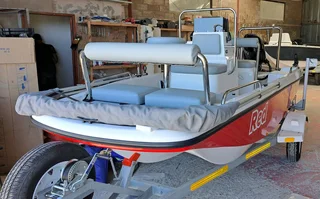 Bandit 410 - Cathedral Hull utility boat
