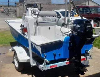 Bandit 380 - Cathedral Hull