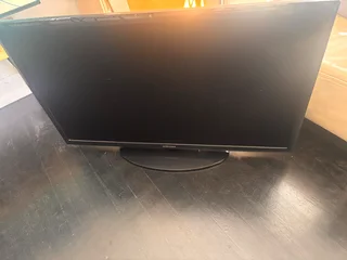 Samsung 40-Inch TV – Minor Glitches, Bargain Price