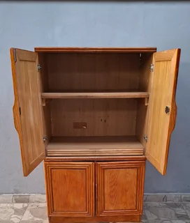 cupboard - Ad posted by E Muhammad