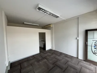 SMALL PROFESSIONAL OFFICE SPACE  TO LEASE  CENTRAL WESTVILLE