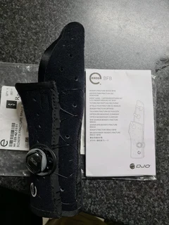 Boxers fracture mouldable brace