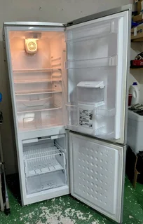 321ltr Defy Fridge/Freezer with water dispenser