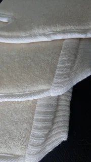 Bulk lot of exfoliating shower/bath mitts/gloves