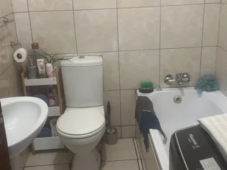 1 Bedroom, Bathroom, Kitchen and sitting room cottage to rent in Olifantsfontein from 1st Dec 2025