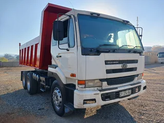 2006 Nissan 440 10cube tipper truck for sale