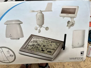 oregon scientific weather center