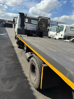 2017 Tata 913 rollback