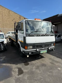 2017 Tata 913 Rollback