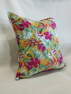 Floral scatter cushion