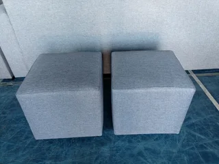 2x Cube ottoman