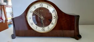Mantel clock