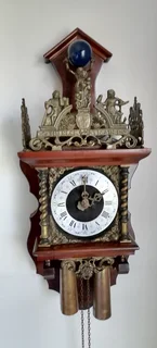 Hanging clock